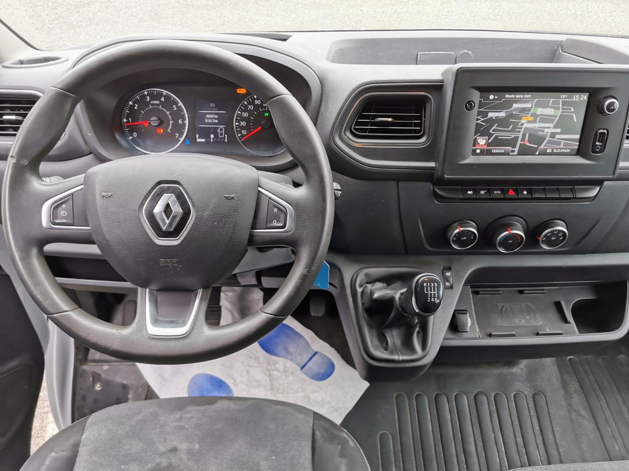 RENAULT Master Grand Confort F3500 L2H2 2.3 Blue dCi - 150 Euro 6e  III CABINE APPROFONDIE Cabine approfondi - Суцільнометалевий фургон: фото 4 RENAULT Master Grand Confort F3500 L2H2 2.3 Blue dCi - 150 Euro 6e  III CABINE APPROFONDIE Cabine approfondi - Суцільнометалевий фургон: фото 4