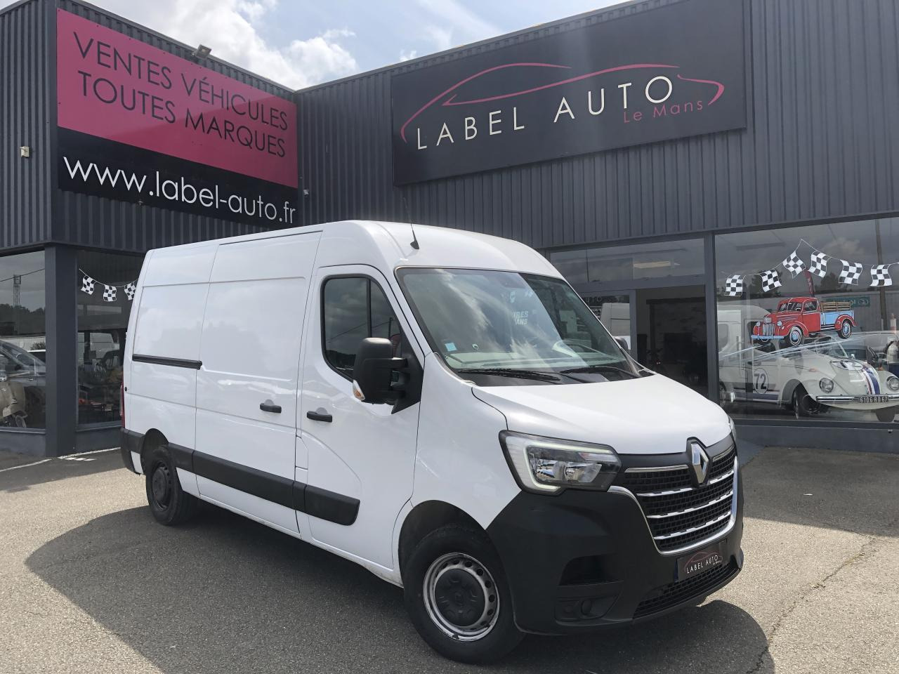Renault Master F3300 L2H2 2.3 BLUE DCI 135CH GRAND CONFORT EURO6 - Суцільнометалевий фургон: фото 1 Renault Master F3300 L2H2 2.3 BLUE DCI 135CH GRAND CONFORT EURO6 - Суцільнометалевий фургон: фото 1