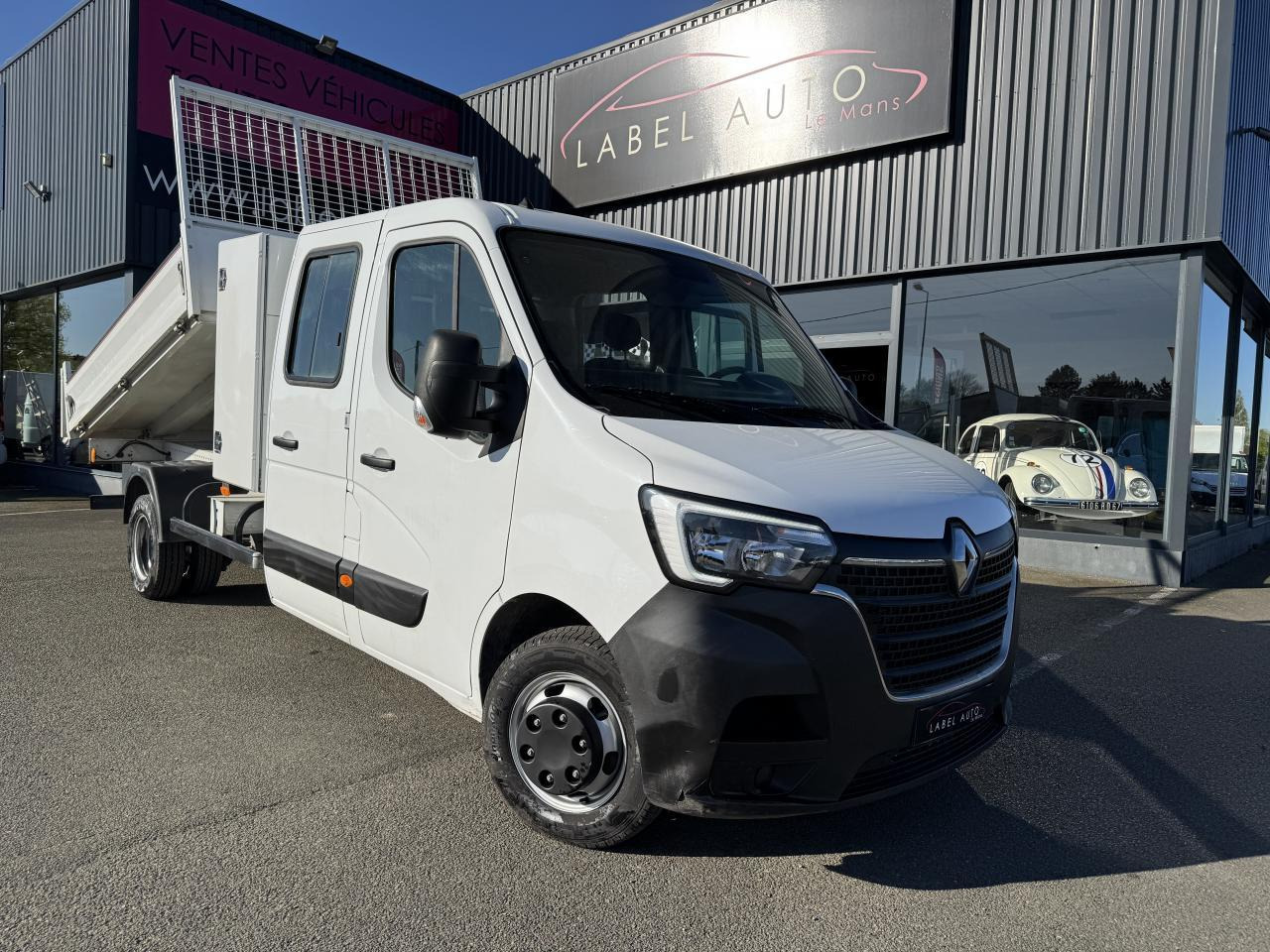 Renault Master RENAULT 3T5 BENNE + COFFRE RJ DOUBLE CABINE 6 PL 2.3 DCI 130 CH CONFORT + GPS + REGUL + CLIM - Малотоннажний самоскид: фото 2 Renault Master RENAULT 3T5 BENNE + COFFRE RJ DOUBLE CABINE 6 PL 2.3 DCI 130 CH CONFORT + GPS + REGUL + CLIM - Малотоннажний самоскид: фото 2