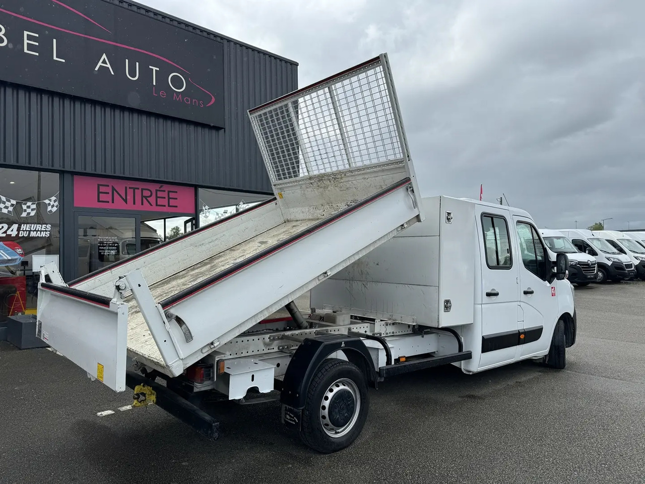 Renault Master RJ3500 L4 2.3 BLUE DCI 130CH DOUBLE CABINE CONFORT EUROVI - Малотоннажний самоскид, Вантажопасажирський фургон: фото 4 Renault Master RJ3500 L4 2.3 BLUE DCI 130CH DOUBLE CABINE CONFORT EUROVI - Малотоннажний самоскид, Вантажопасажирський фургон: фото 4
