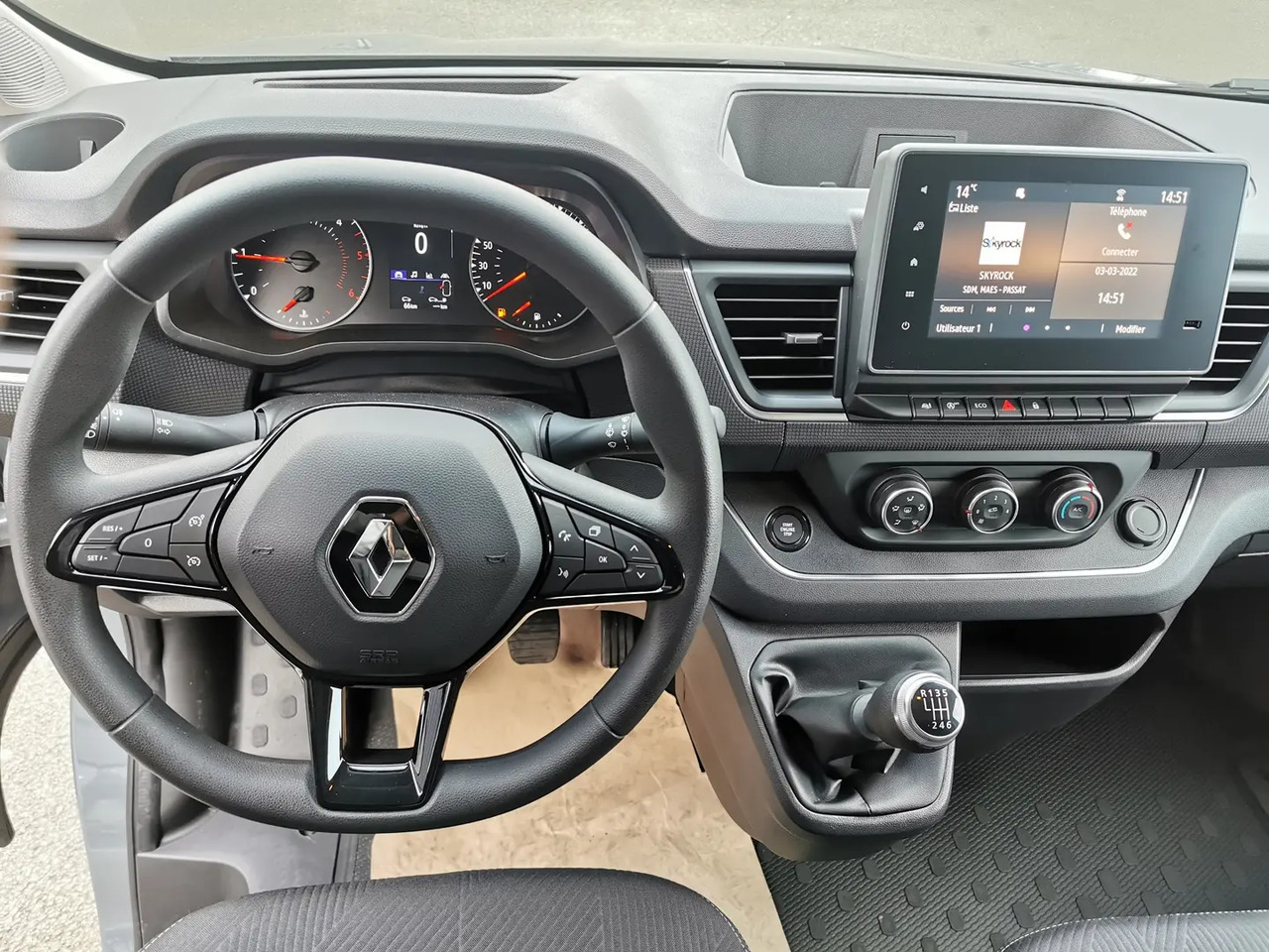 Renault Trafic L1H1 2T8 2.0 BLUE DCI 130CH GRAND CONFORT - Суцільнометалевий фургон: фото 5 Renault Trafic L1H1 2T8 2.0 BLUE DCI 130CH GRAND CONFORT - Суцільнометалевий фургон: фото 5