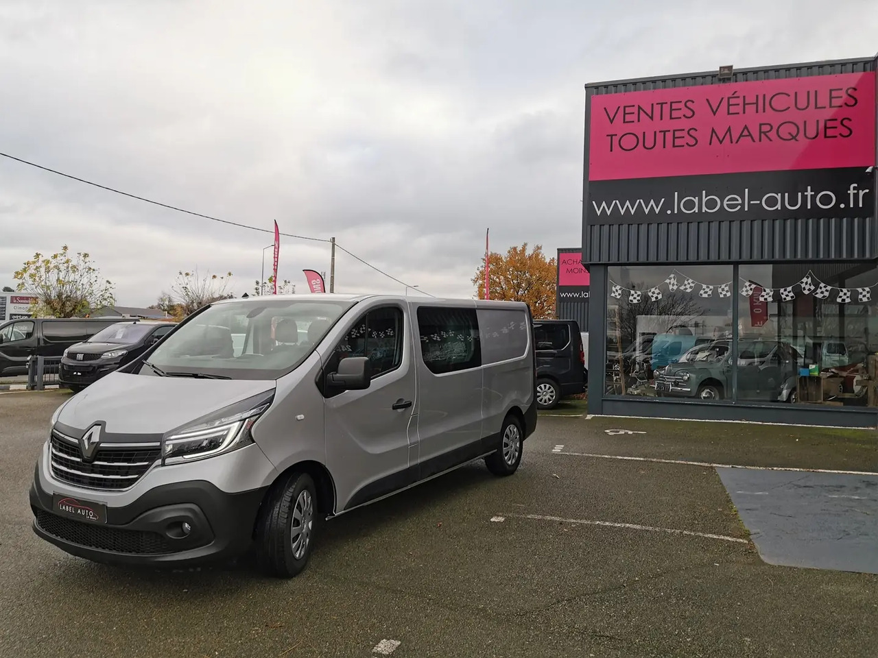 Renault Trafic L2H1 1200 2.0 DCI 145CH ENERGY CABINE APPROFONDIE CONFORT EDC E6 - Вантажопасажирський фургон: фото 5 Renault Trafic L2H1 1200 2.0 DCI 145CH ENERGY CABINE APPROFONDIE CONFORT EDC E6 - Вантажопасажирський фургон: фото 5