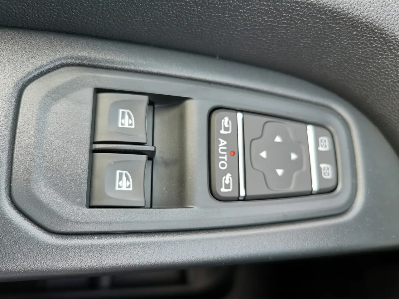 Суцільнометалевий фургон Renault Trafic L2H1 3T 2.0 BLUE DCI 170CH ADVANCE: фото 12