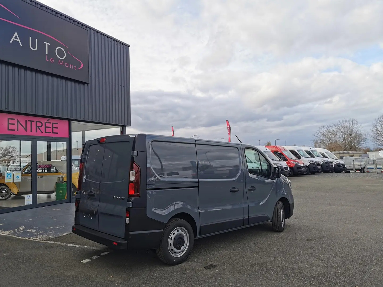 Суцільнометалевий фургон Renault Trafic L2H1 3T 2.0 BLUE DCI 170CH ADVANCE: фото 7