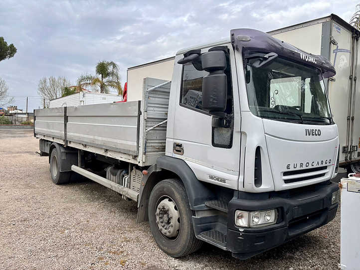 Iveco EUROCARGO 180E25 CASSONE FISSO - Бортова вантажівка/ Платформа: фото 1 Iveco EUROCARGO 180E25 CASSONE FISSO - Бортова вантажівка/ Платформа: фото 1