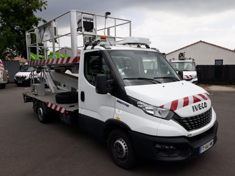 Iveco Daily 35S14 Plateau Nacelle 6m50 Spécial tunnel - Автовишка: фото 2 Iveco Daily 35S14 Plateau Nacelle 6m50 Spécial tunnel - Автовишка: фото 2