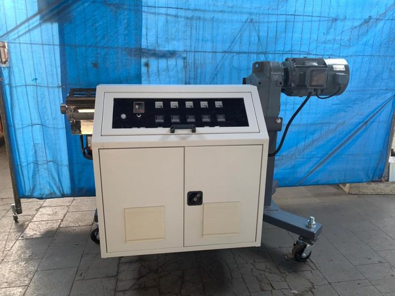 Einschnecken-Extruder PLAST-TEK A-35/30D - Верстат: фото 1 Einschnecken-Extruder PLAST-TEK A-35/30D - Верстат: фото 1