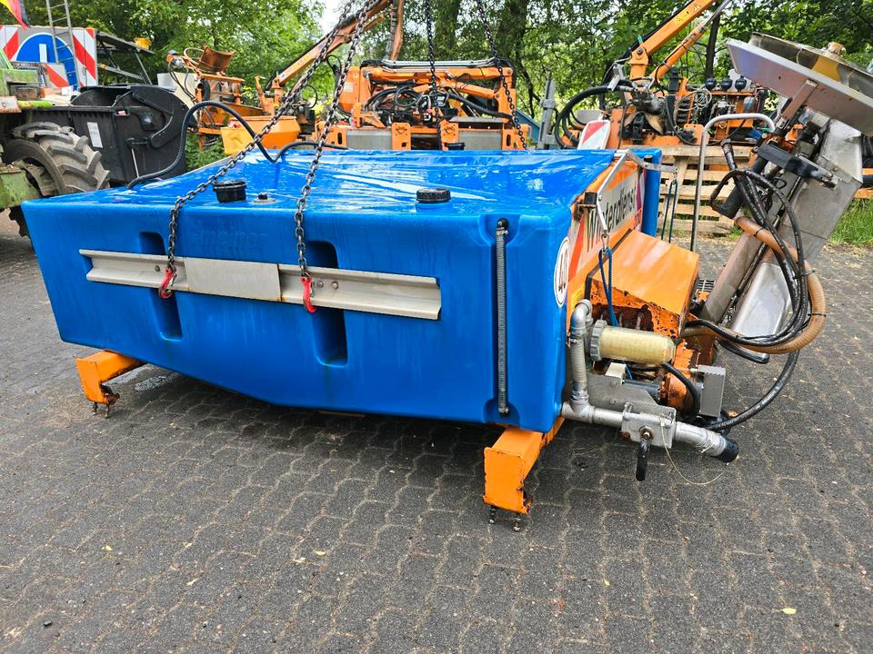 Gmeiner STA 2000 C Salzstreuer für Unimog UGN UGE 424 427 405 U300 U 300 400 500 MERCEDES-BENZ 218 219 318 323 423 427 327 430 429 430 435 Salzsilo Streuautomat Winterdienst - Розкидач піску і cолі: фото 3 Gmeiner STA 2000 C Salzstreuer für Unimog UGN UGE 424 427 405 U300 U 300 400 500 MERCEDES-BENZ 218 219 318 323 423 427 327 430 429 430 435 Salzsilo Streuautomat Winterdienst - Розкидач піску і cолі: фото 3