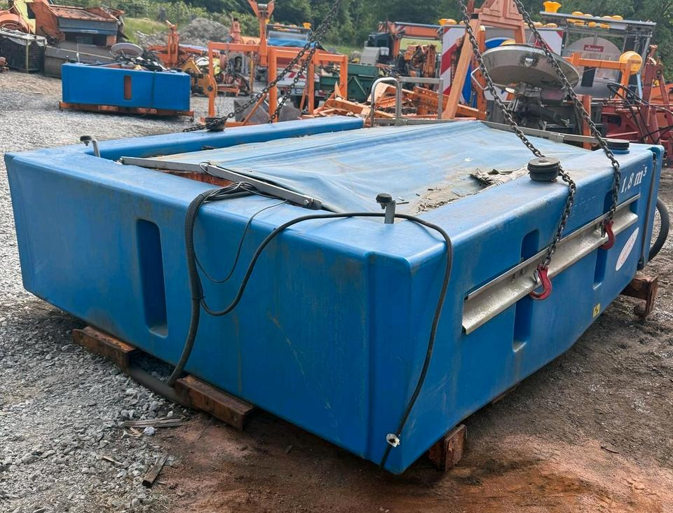Gmeiner STA 2500 C Salzstreuer für Unimog UGN UGE 424 427 405 U300 U 300 400 500 MERCEDES-BENZ 218 219 318 323 423 427 327 430 429 430 435 Salzsilo Streuautomat Winterdienst - Розкидач піску і cолі: фото 4 Gmeiner STA 2500 C Salzstreuer für Unimog UGN UGE 424 427 405 U300 U 300 400 500 MERCEDES-BENZ 218 219 318 323 423 427 327 430 429 430 435 Salzsilo Streuautomat Winterdienst - Розкидач піску і cолі: фото 4