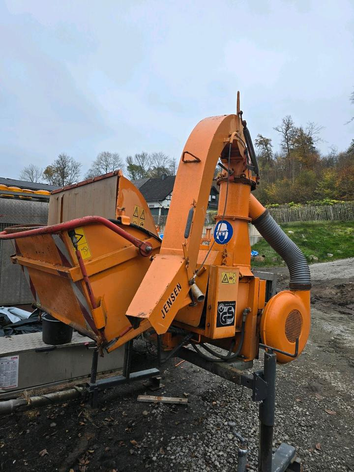 Jensen A328 Holhäcksler Holzhacker Holzschreder passend für Unimog 405 U 300 400 500 527 530 523 - Дробарка для лісництва: фото 4 Jensen A328 Holhäcksler Holzhacker Holzschreder passend für Unimog 405 U 300 400 500 527 530 523 - Дробарка для лісництва: фото 4