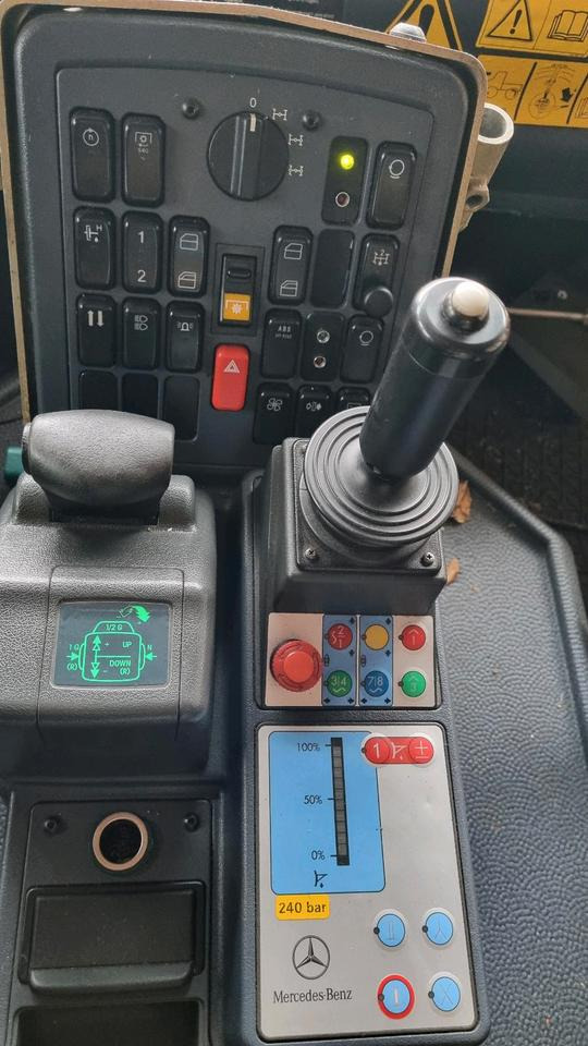 Комунальна/ Спеціальна техніка Unimog 405 U500 2013 6500 Stunden Hydrostat Variopilot Mercedes Benz U 500 400 300 318 423b430 530: фото 18