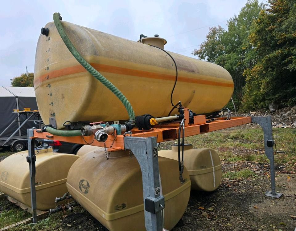 Mulag 5000FL 5m3 Wassertank Speidel Wasserfass für Unimog UGE UGN 405 U300 400 500 427 430 LKW Boschung wassertank Laugentank Bewässerung 5000liter LKW - Танк-контейнер: фото 1 Mulag 5000FL 5m3 Wassertank Speidel Wasserfass für Unimog UGE UGN 405 U300 400 500 427 430 LKW Boschung wassertank Laugentank Bewässerung 5000liter LKW - Танк-контейнер: фото 1