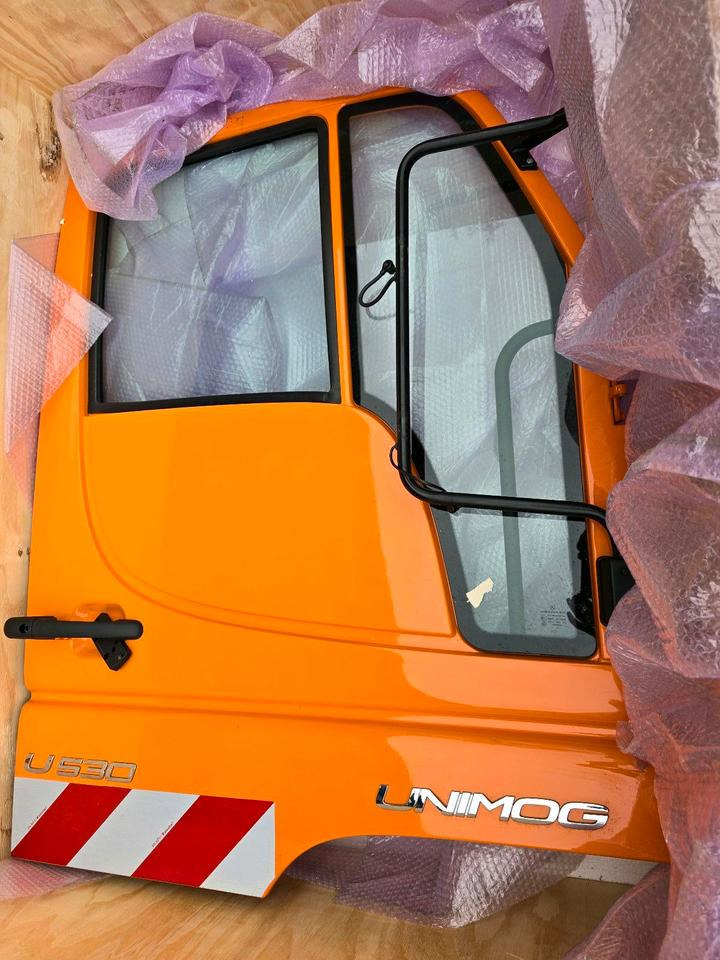 Neue Beifahrertür Tür Unimog 405 U 530 527 318 327 423 427 430 435 535 U300 400 500 Mercedes-Benz Mähtür Mulag - Двері та запчастини в категорії Снігоприбиральні машини: фото 1 Neue Beifahrertür Tür Unimog 405 U 530 527 318 327 423 427 430 435 535 U300 400 500 Mercedes-Benz Mähtür Mulag - Двері та запчастини в категорії Снігоприбиральні машини: фото 1