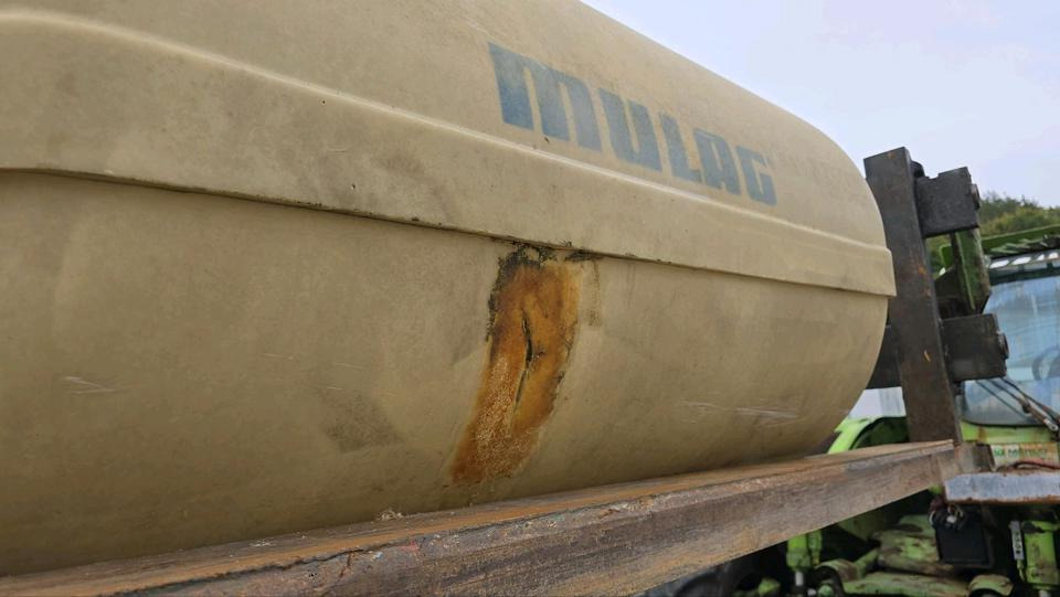 Schmidt Mulag 1m3 Wassertank Wasserfass Speidel für Unimog UGE UGN 405 U300 400 500 427 430 LKW Boschung wassertank Laugentank Bewässerung 5000liter - Танк-контейнер: фото 4 Schmidt Mulag 1m3 Wassertank Wasserfass Speidel für Unimog UGE UGN 405 U300 400 500 427 430 LKW Boschung wassertank Laugentank Bewässerung 5000liter - Танк-контейнер: фото 4