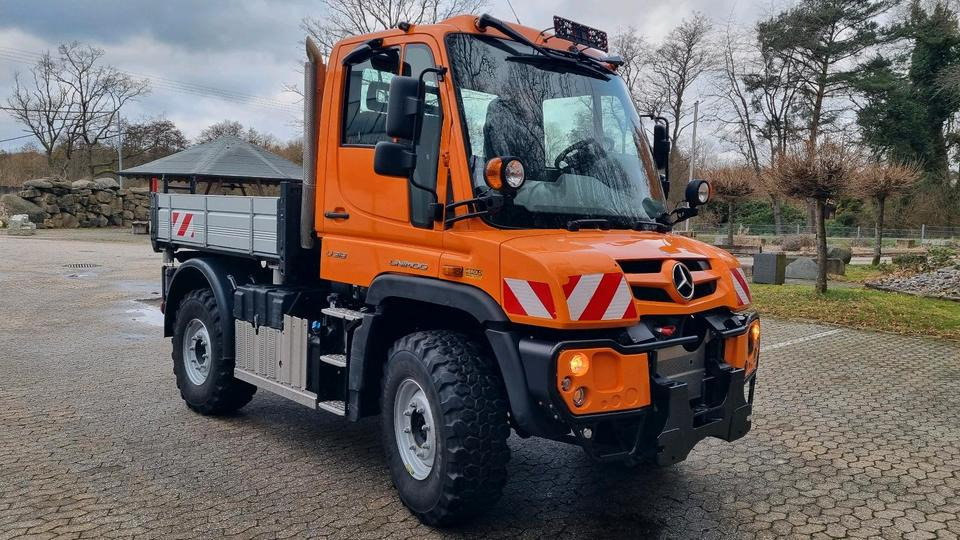 Zu vermieten Unimog 405 U318 423 429 430 Mercedes Benz 318 527 Vermietung - Снігоприбиральна машина: фото 1 Zu vermieten Unimog 405 U318 423 429 430 Mercedes Benz 318 527 Vermietung - Снігоприбиральна машина: фото 1