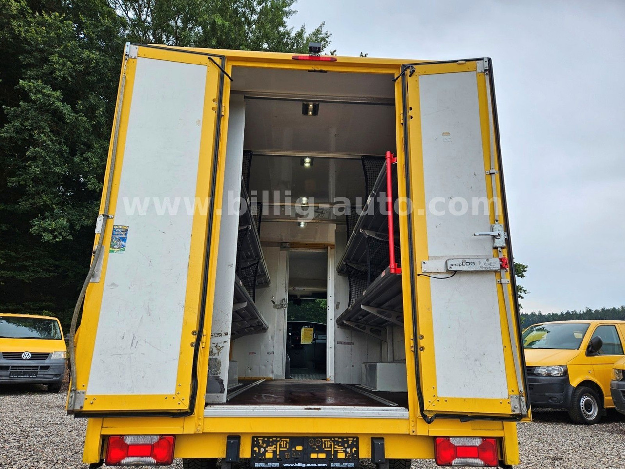 Iveco Daily 1.Hand*EU4* Regale Integralkoffer DHL POST - Торговий вантажівка: фото 5 Iveco Daily 1.Hand*EU4* Regale Integralkoffer DHL POST - Торговий вантажівка: фото 5