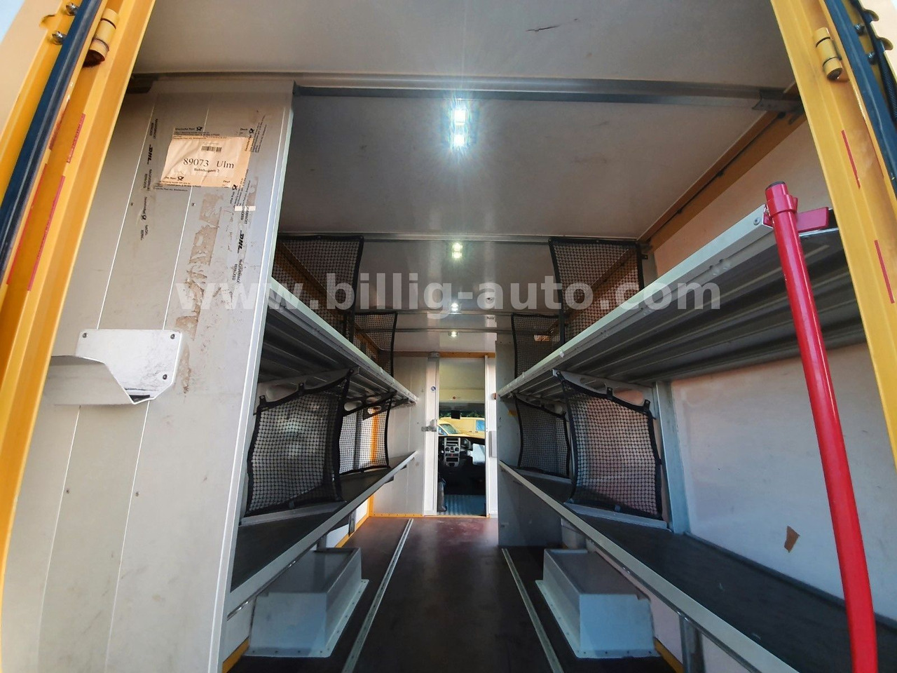 Iveco Daily Koffer Kasten Integralkoffer Automatik - Фургон з закритим кузовом: фото 4 Iveco Daily Koffer Kasten Integralkoffer Automatik - Фургон з закритим кузовом: фото 4
