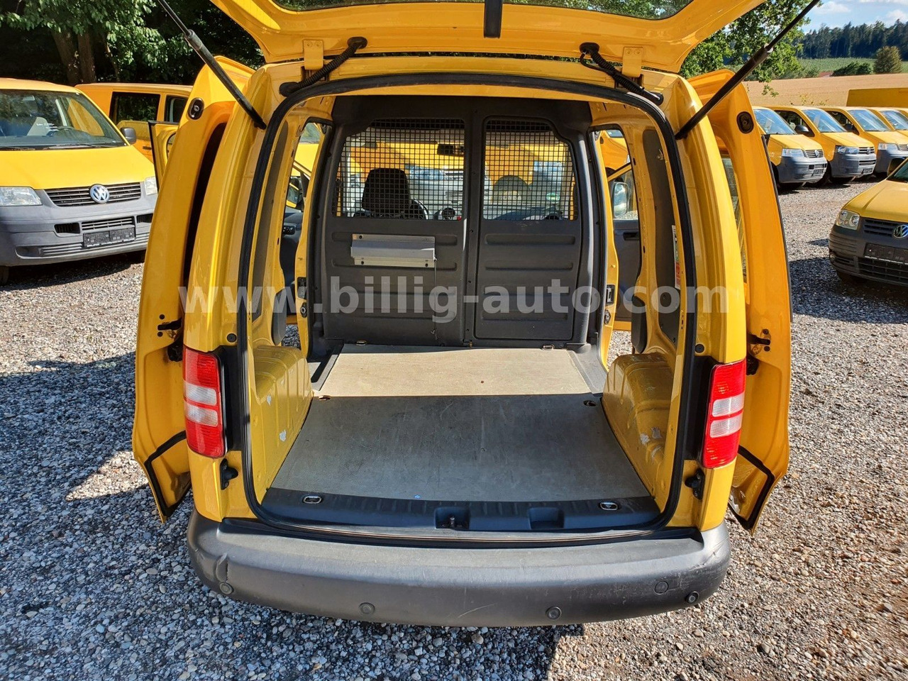 Volkswagen Caddy 2.0 TDI* EURO5*1.Hand*S-heft*2xSchiebetüre - Пасажирський фургон: фото 5 Volkswagen Caddy 2.0 TDI* EURO5*1.Hand*S-heft*2xSchiebetüre - Пасажирський фургон: фото 5
