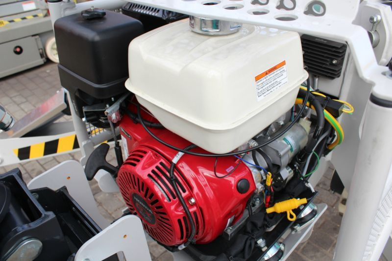 Новий Підйомник-павук IMER GROUP Seria IM R 19 SA nowy podnośnik na gąsienicach 19 m: фото 16