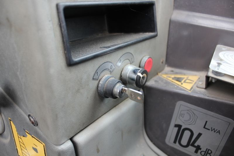 Навантажувач телескопічний Manitou MRT 1840 Easy Turbo Ładowarka 4x4 obrotowa teleskopowa telehandler rotating: фото 13 Навантажувач телескопічний Manitou MRT 1840 Easy Turbo Ładowarka 4x4 obrotowa teleskopowa telehandler rotating: фото 13