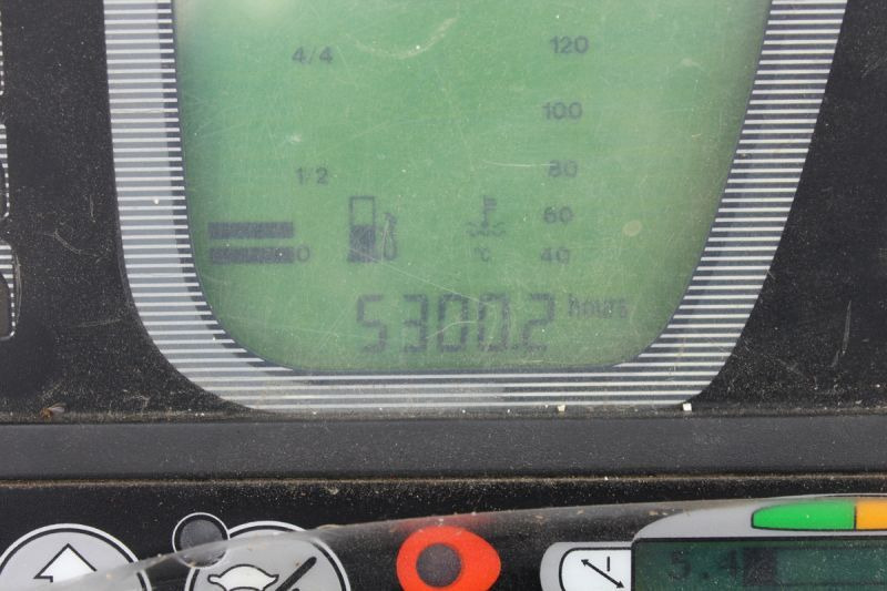 Навантажувач телескопічний Manitou MRT 1840 Easy Turbo Ładowarka 4x4 obrotowa teleskopowa telehandler rotating: фото 17 Навантажувач телескопічний Manitou MRT 1840 Easy Turbo Ładowarka 4x4 obrotowa teleskopowa telehandler rotating: фото 17