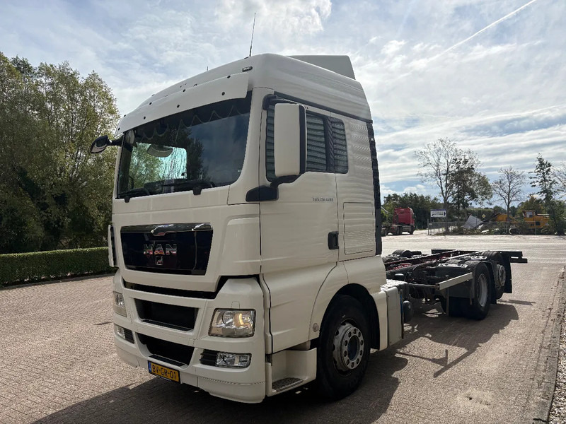 MAN TGX 26.400 / 6x2-2 LL / TUV - APK DECEMBER 2025 / - Вантажівка шасі: фото 2 MAN TGX 26.400 / 6x2-2 LL / TUV - APK DECEMBER 2025 / - Вантажівка шасі: фото 2