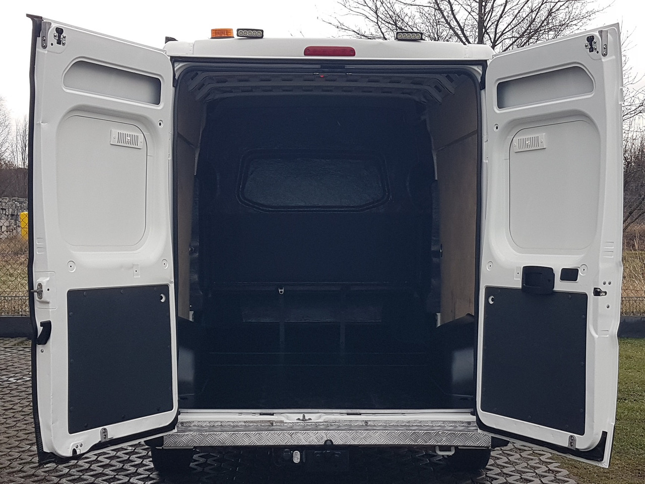 CITROEN JUMPER 6 OSÓB DUCATO BOXER KLIMA BRYGADÓWKA DŁUGI WYSOKI - Вантажопасажирський фургон: фото 5 CITROEN JUMPER 6 OSÓB DUCATO BOXER KLIMA BRYGADÓWKA DŁUGI WYSOKI - Вантажопасажирський фургон: фото 5