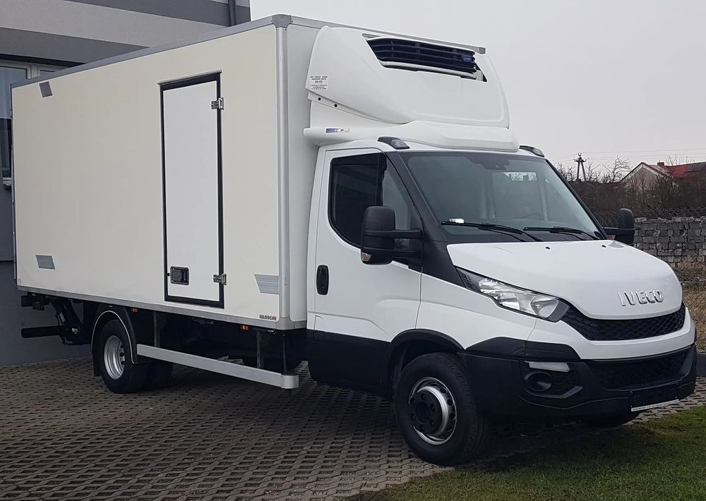 Iveco Daily 70-170 WINDA CHŁODNIA 10EP AGREGAT IZOTERMA - Рефрижератор вантажівка: фото 1 Iveco Daily 70-170 WINDA CHŁODNIA 10EP AGREGAT IZOTERMA - Рефрижератор вантажівка: фото 1
