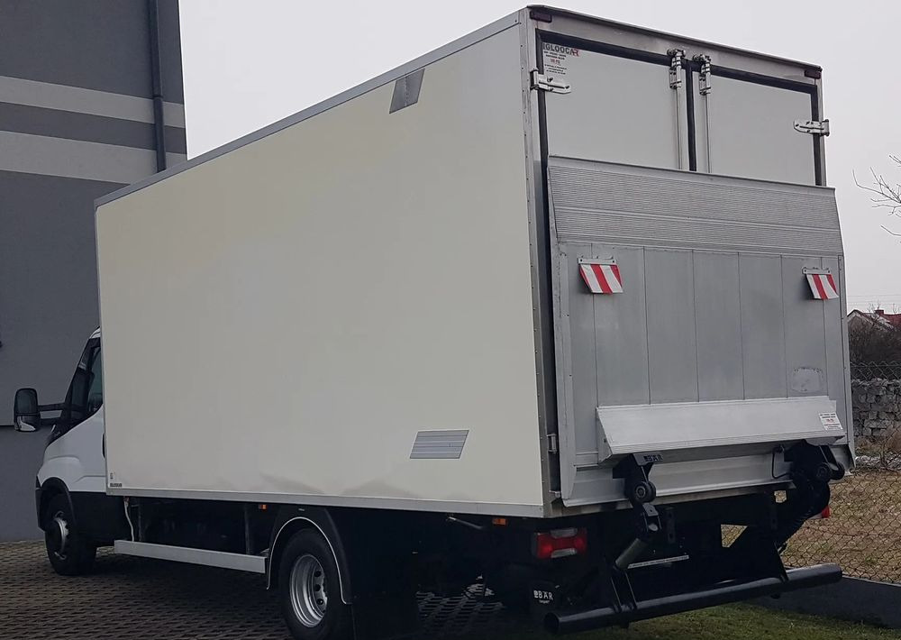 Iveco Daily 70-170 WINDA CHŁODNIA 10EP AGREGAT IZOTERMA - Рефрижератор вантажівка: фото 3 Iveco Daily 70-170 WINDA CHŁODNIA 10EP AGREGAT IZOTERMA - Рефрижератор вантажівка: фото 3