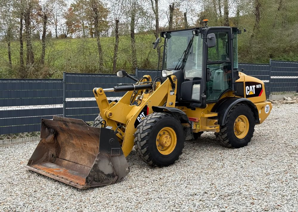 Caterpillar * CAT 907 H * Ładowarka * Sprowadzona * Bardzo Dobry Stan - Колісний навантажувач: фото 1 Caterpillar * CAT 907 H * Ładowarka * Sprowadzona * Bardzo Dobry Stan - Колісний навантажувач: фото 1