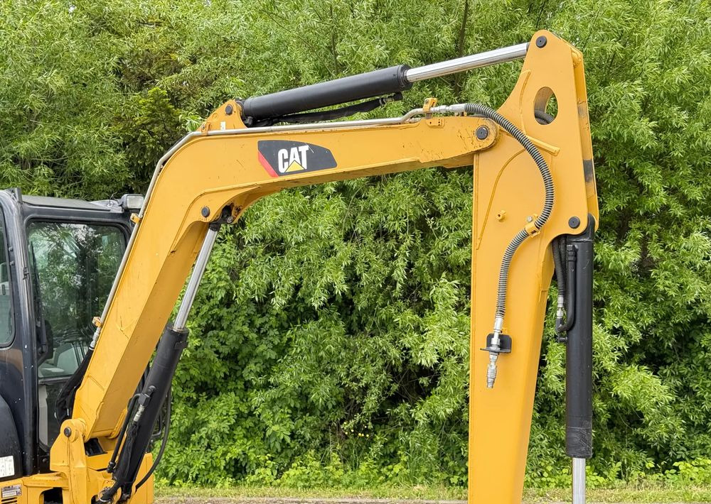 Caterpillar Minikoparka * CAT 305.5 CR * Sprowadzona ! * Bardzo Dobry Stan * Minikoparka - Гусеничний екскаватор: фото 3 Caterpillar Minikoparka * CAT 305.5 CR * Sprowadzona ! * Bardzo Dobry Stan * Minikoparka - Гусеничний екскаватор: фото 3