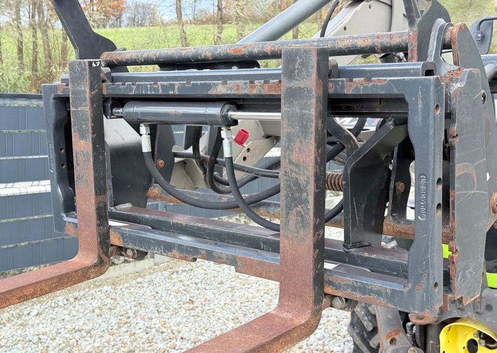 Claas * Ciągnik Traktor CLAAS 240 F NEXOS * 4x4 * Sadowniczy * Tur MX F304 * TUZ * Wałek WOM в лізинг Claas * Ciągnik Traktor CLAAS 240 F NEXOS * 4x4 * Sadowniczy * Tur MX F304 * TUZ * Wałek WOM: фото 17 Claas * Ciągnik Traktor CLAAS 240 F NEXOS * 4x4 * Sadowniczy * Tur MX F304 * TUZ * Wałek WOM в лізинг Claas * Ciągnik Traktor CLAAS 240 F NEXOS * 4x4 * Sadowniczy * Tur MX F304 * TUZ * Wałek WOM: фото 17