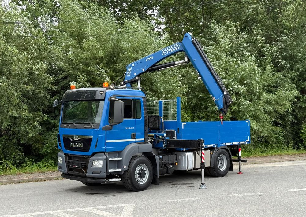 MAN * MAN 18.440 TGS * 4x4 * HDS Fassi F215 * Sprowadzony * 95 000 KM ! * Stan Jak Nowy - Бортова вантажівка/ Платформа, Вантажівка з маніпулятором: фото 1 MAN * MAN 18.440 TGS * 4x4 * HDS Fassi F215 * Sprowadzony * 95 000 KM ! * Stan Jak Nowy - Бортова вантажівка/ Платформа, Вантажівка з маніпулятором: фото 1