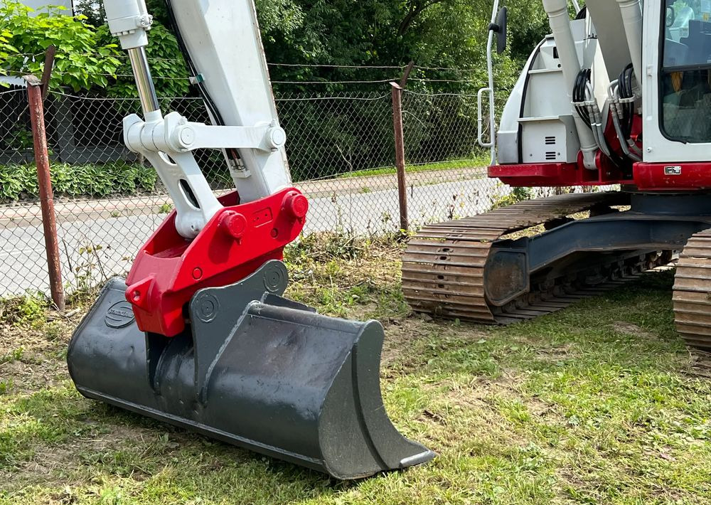 Takeuchi KOPARKA TAKEUCHI TB2150R 5100 MTH SPROWADZONA STAN PERFEKCYJNY - Гусеничний екскаватор: фото 2 Takeuchi KOPARKA TAKEUCHI TB2150R 5100 MTH SPROWADZONA STAN PERFEKCYJNY - Гусеничний екскаватор: фото 2