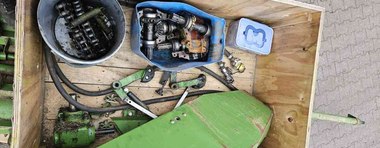 Bergmann Royal doseerwalsen, onderdelen, parts, diversen - Самозавантажувальний причіп: фото 3 Bergmann Royal doseerwalsen, onderdelen, parts, diversen - Самозавантажувальний причіп: фото 3