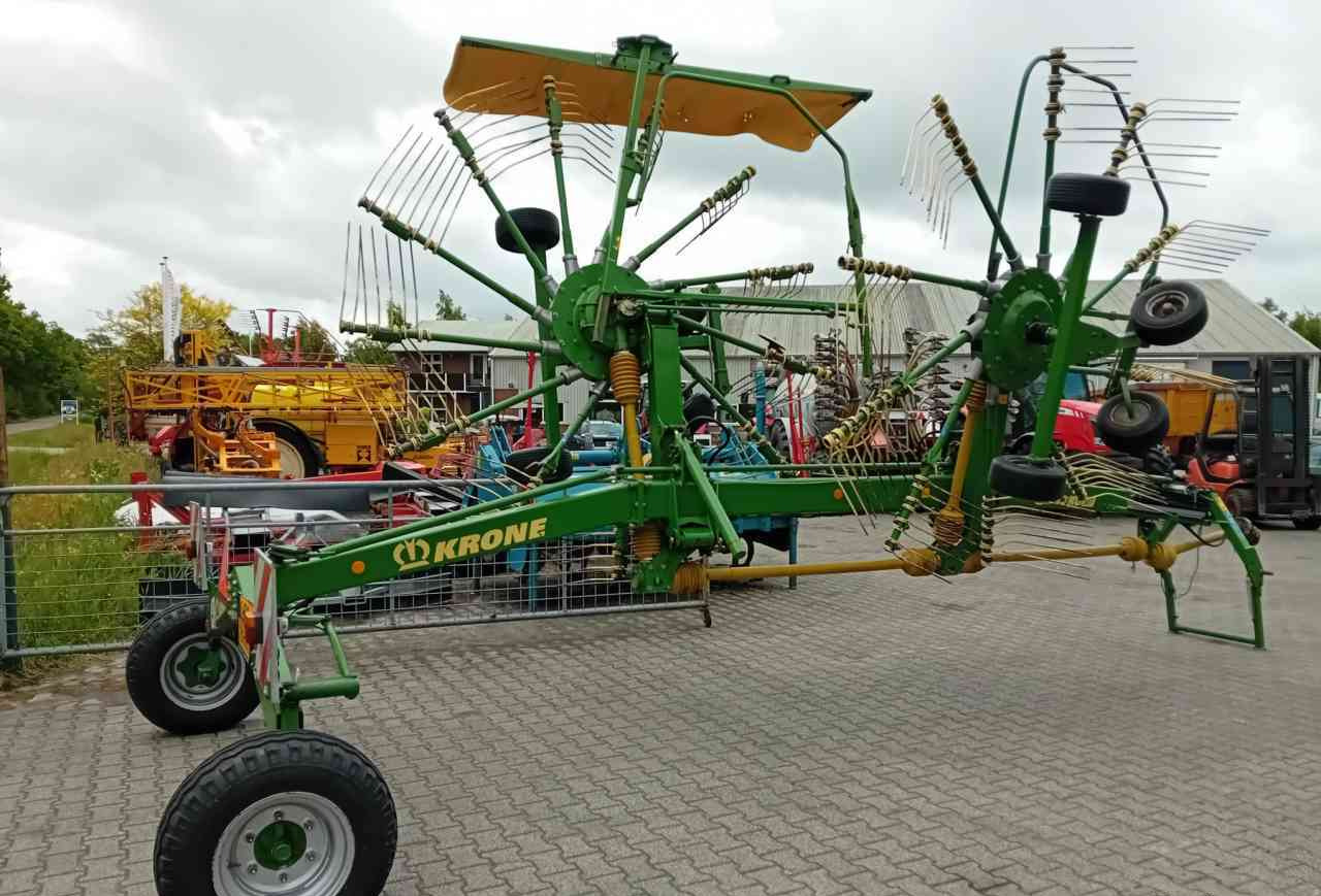 Krone Swadro 807 - Сіноворушилка: фото 2 Krone Swadro 807 - Сіноворушилка: фото 2