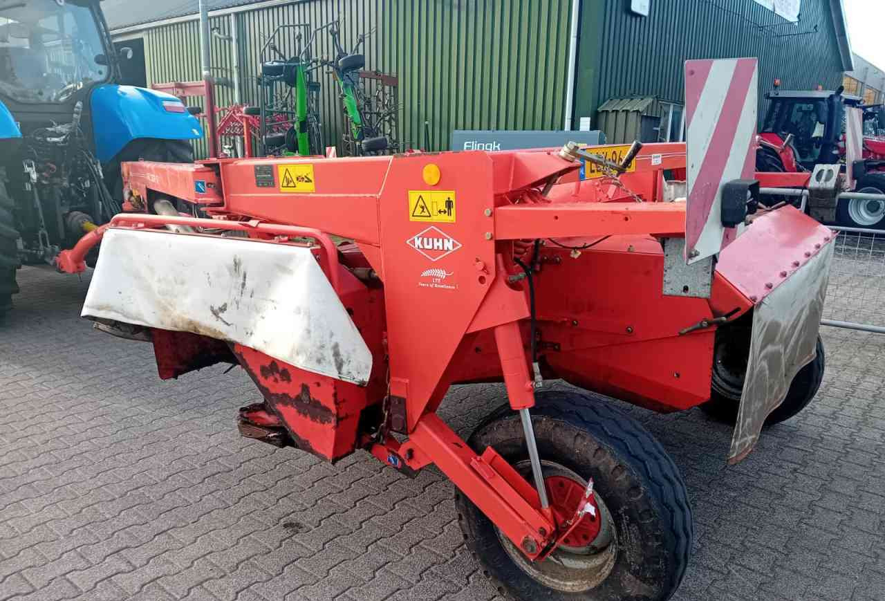 Kuhn FC302G getrokken schijvenmaaier *Verkocht/sold* - Косарка: фото 2 Kuhn FC302G getrokken schijvenmaaier *Verkocht/sold* - Косарка: фото 2