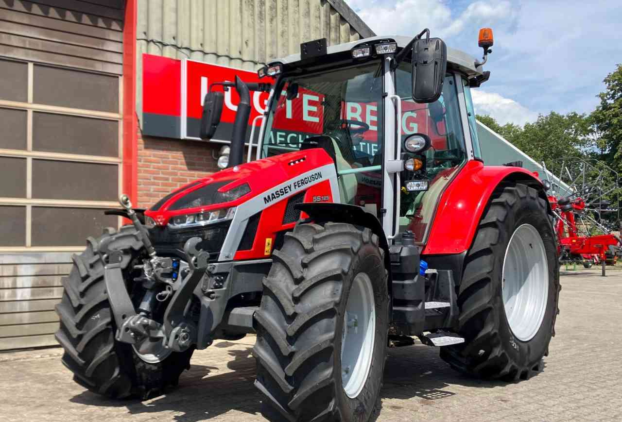 Massey Ferguson 5S.125 Dyna-4 Essential tractoren. - Трактор: фото 1 Massey Ferguson 5S.125 Dyna-4 Essential tractoren. - Трактор: фото 1
