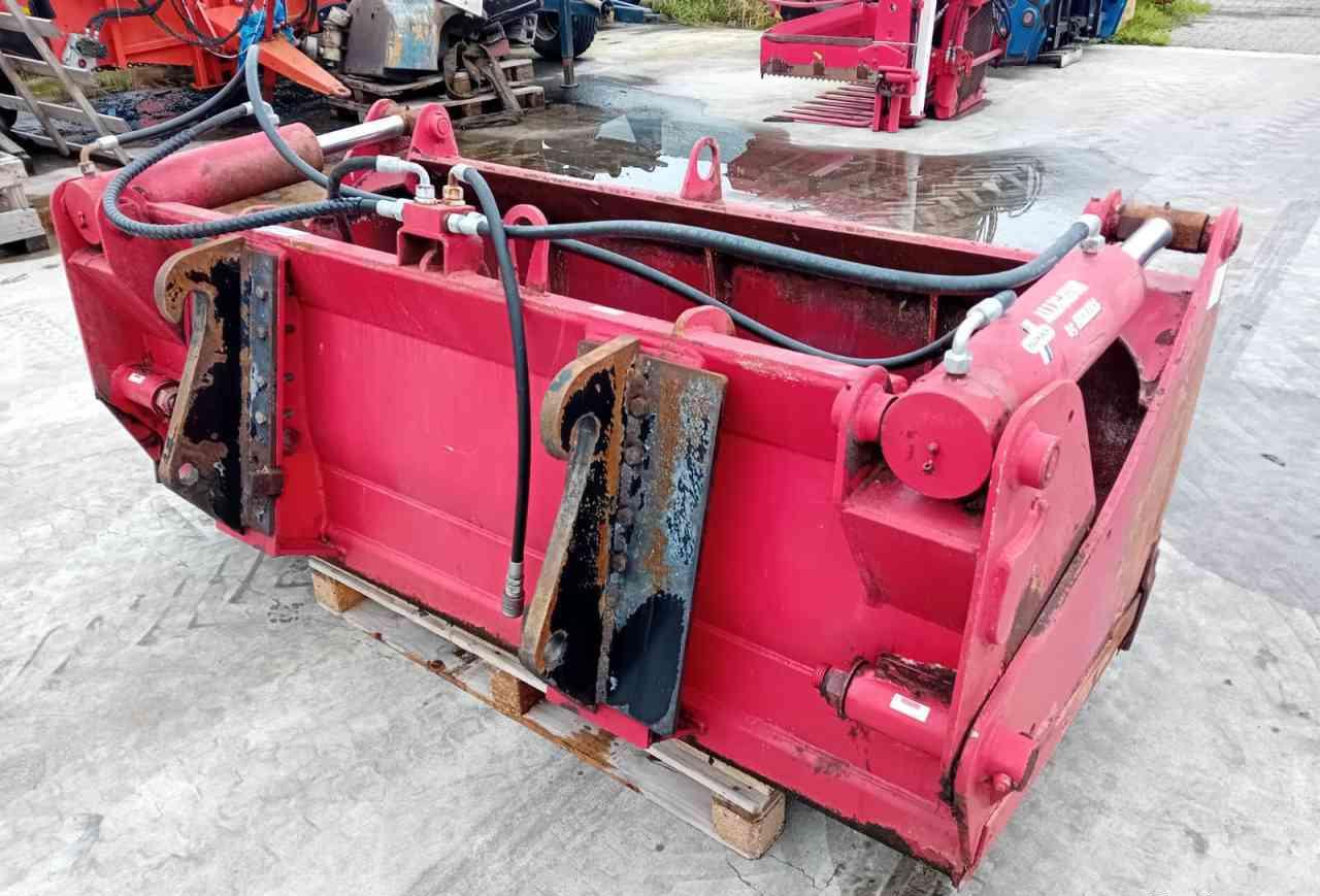 Redrock Allround 85-200 kuilhapper Volvo L30 aansl. voermachines - Техніка для силосу: фото 3 Redrock Allround 85-200 kuilhapper Volvo L30 aansl. voermachines - Техніка для силосу: фото 3