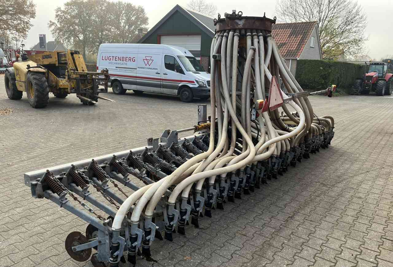 Slootsmid SK 6 M graslandbemester mestverwerking - Аплікатор для внесення добрив в грунт: фото 4 Slootsmid SK 6 M graslandbemester mestverwerking - Аплікатор для внесення добрив в грунт: фото 4