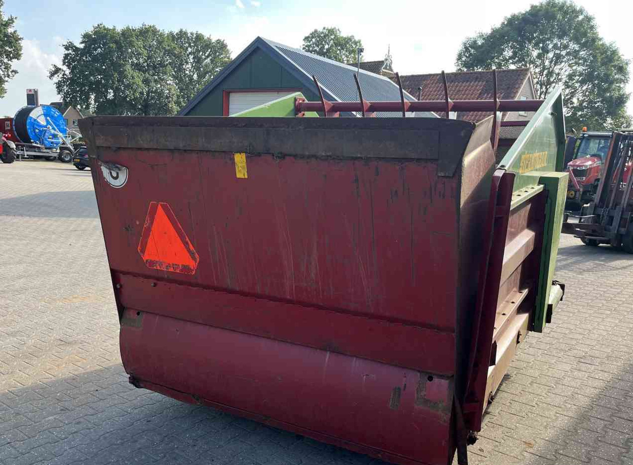 Strautmann BVW Blokkenwagen doseerwagen voermachines - Кормороздавач: фото 3 Strautmann BVW Blokkenwagen doseerwagen voermachines - Кормороздавач: фото 3