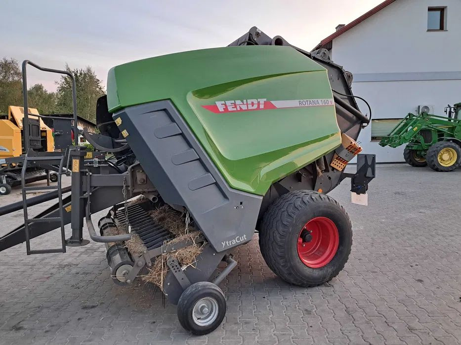 Fendt ROTANA 160V XtraCut - Прес-підбирач рулонний: фото 4 Fendt ROTANA 160V XtraCut - Прес-підбирач рулонний: фото 4