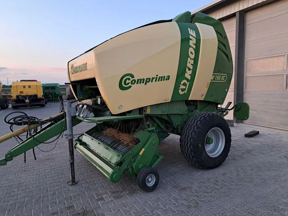 Prasa rolująca Krone Comprima 150XC - Прес-підбирач рулонний: фото 4 Prasa rolująca Krone Comprima 150XC - Прес-підбирач рулонний: фото 4