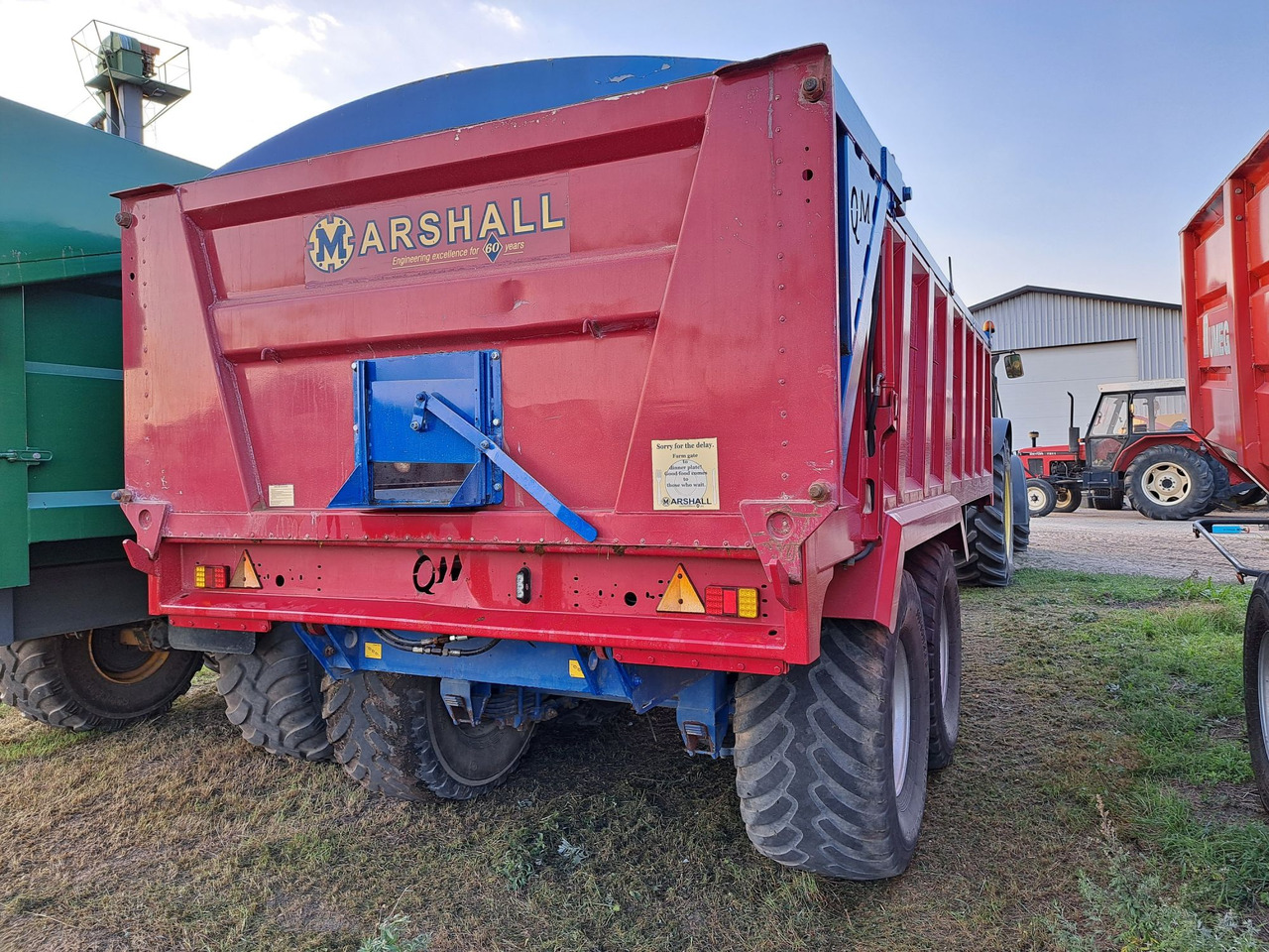 Przyczepa skorupowa Marshall 15 ton - Сільськогосподарський причіп: фото 5 Przyczepa skorupowa Marshall 15 ton - Сільськогосподарський причіп: фото 5