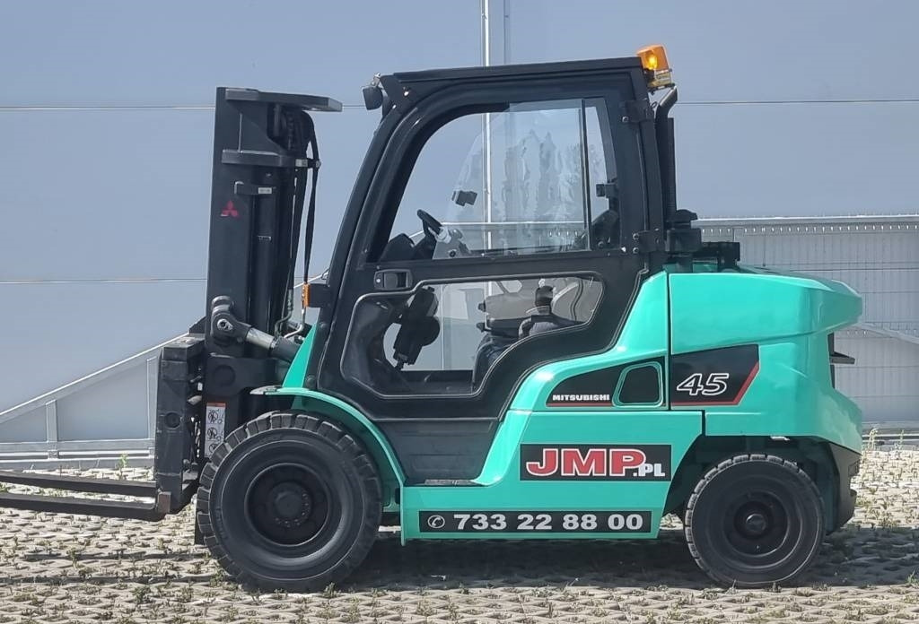 Mitsubishi FD45NT - Дизельний навантажувач: фото 3 Mitsubishi FD45NT - Дизельний навантажувач: фото 3