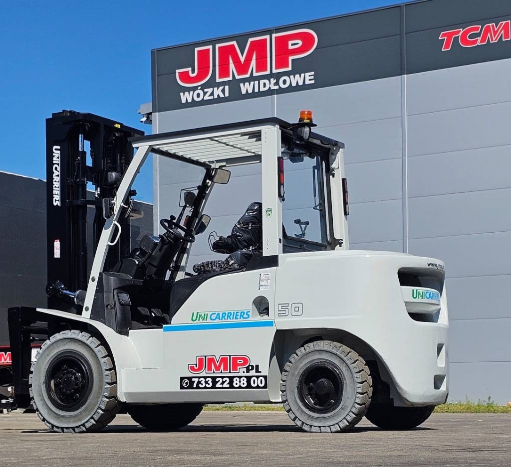 UniCarriers DG1F4A50Y GX50 D - Дизельний навантажувач: фото 3 UniCarriers DG1F4A50Y GX50 D - Дизельний навантажувач: фото 3