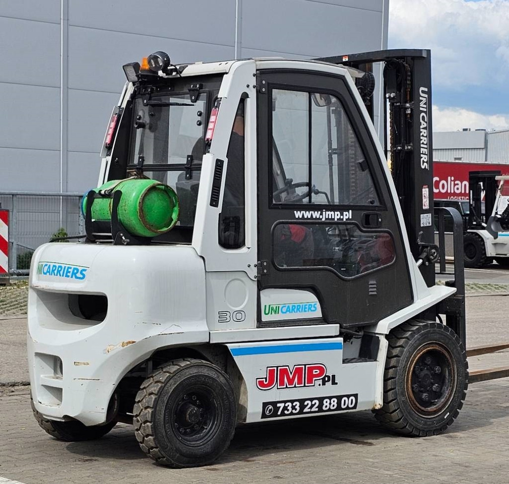 UniCarriers UG1D2A30LQ DX30 - Газовий навантажувач: фото 5 UniCarriers UG1D2A30LQ DX30 - Газовий навантажувач: фото 5