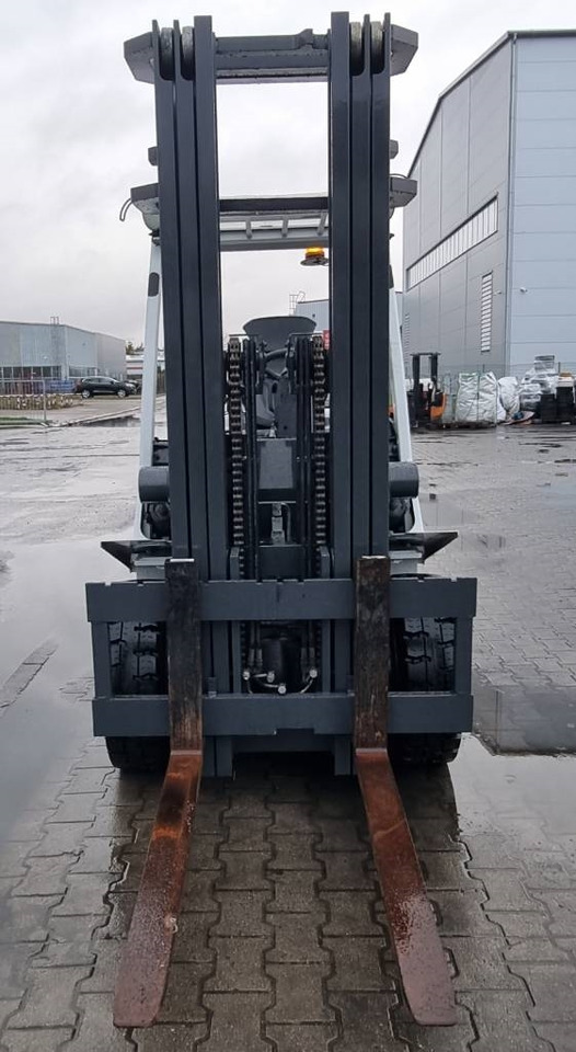 Дизельний навантажувач UniCarriers YG 1 D2 A32 Q: фото 10