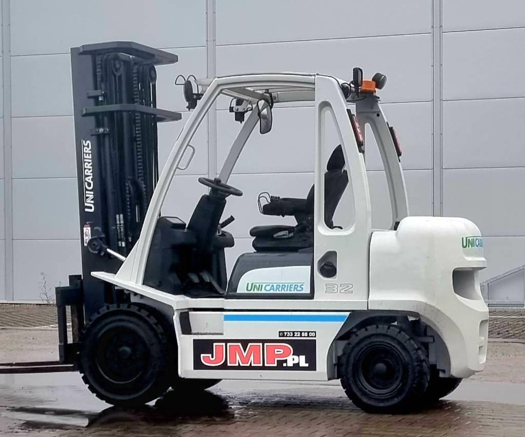 UniCarriers YG 1 D2 A32 Q - Дизельний навантажувач: фото 2 UniCarriers YG 1 D2 A32 Q - Дизельний навантажувач: фото 2