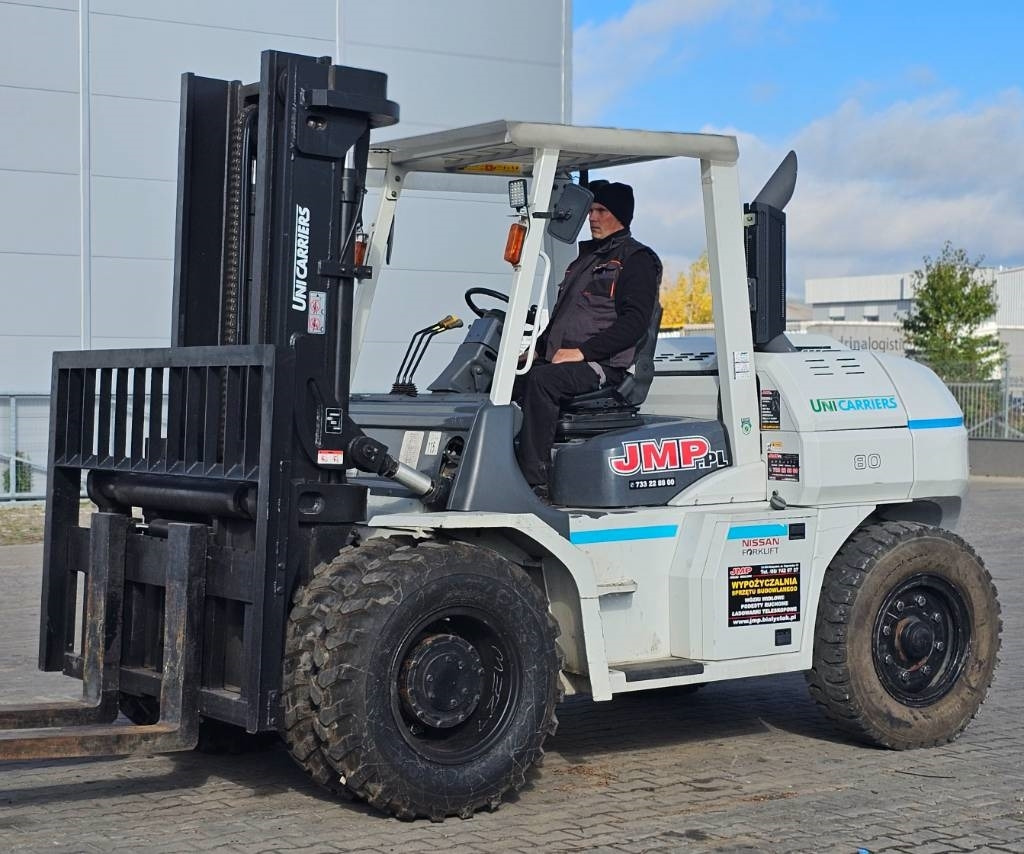 UniCarriers ZX80 FD80-3 DUPLEX 3m - Дизельний навантажувач: фото 4 UniCarriers ZX80 FD80-3 DUPLEX 3m - Дизельний навантажувач: фото 4